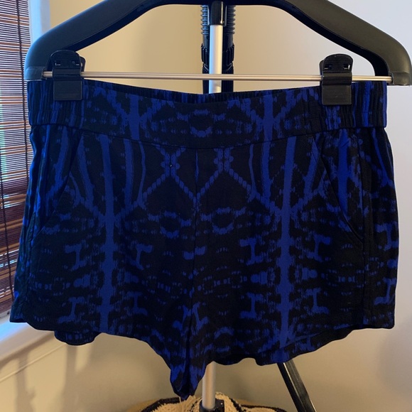 Express Pants - Express Shorts